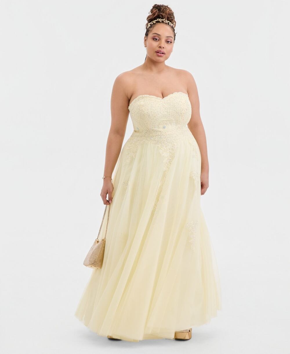 Say Yes Prom Edition Sweetheart Strapless Embellished Gown Light Yellow 16W